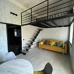 Na Deribasovskoi דירה *