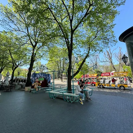 Na Deribasovskoi * Odessza