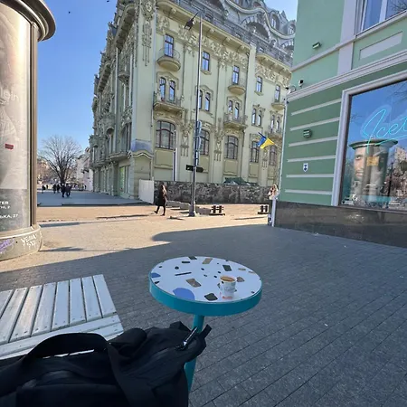 Na Deribasovskoi