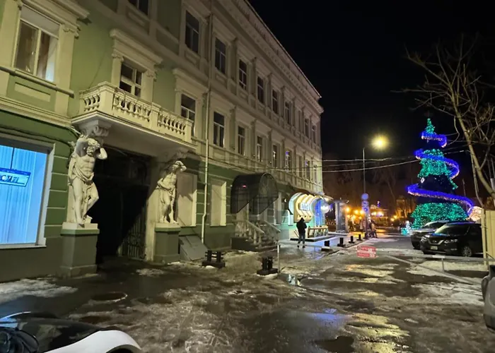 Na Deribasovskoi Apartman *