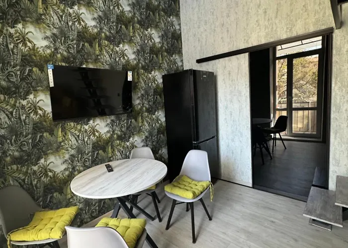 Na Deribasovskoi Apartment Odesa