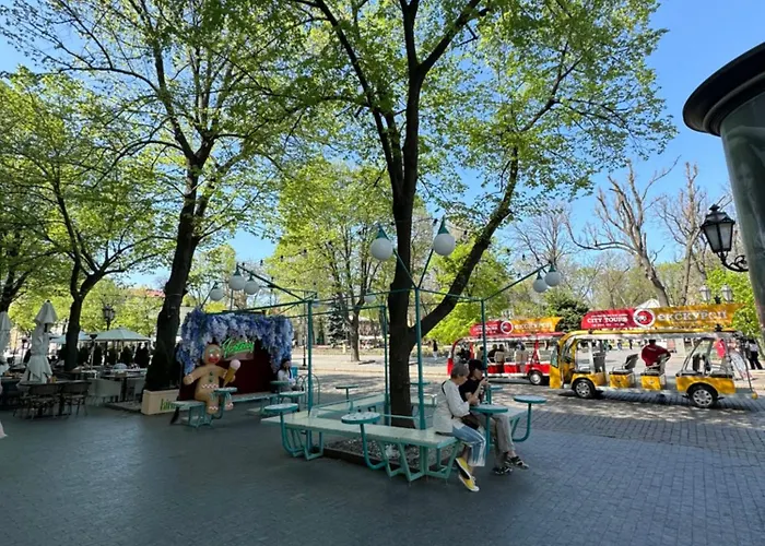 Na Deribasovskoi * Odesa