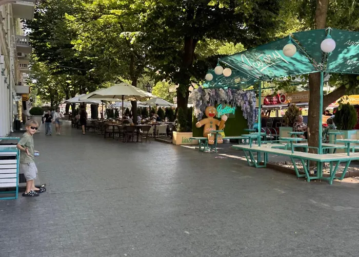 Na Deribasovskoi Odesa