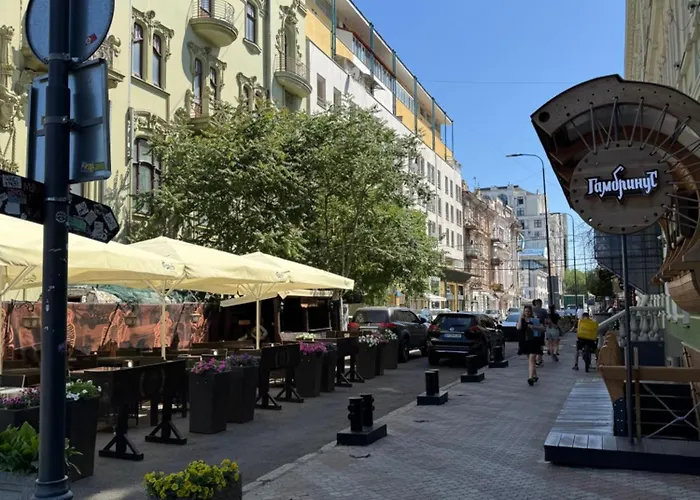 Na Deribasovskoi Odesa