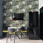 Na Deribasovskoi Daire *